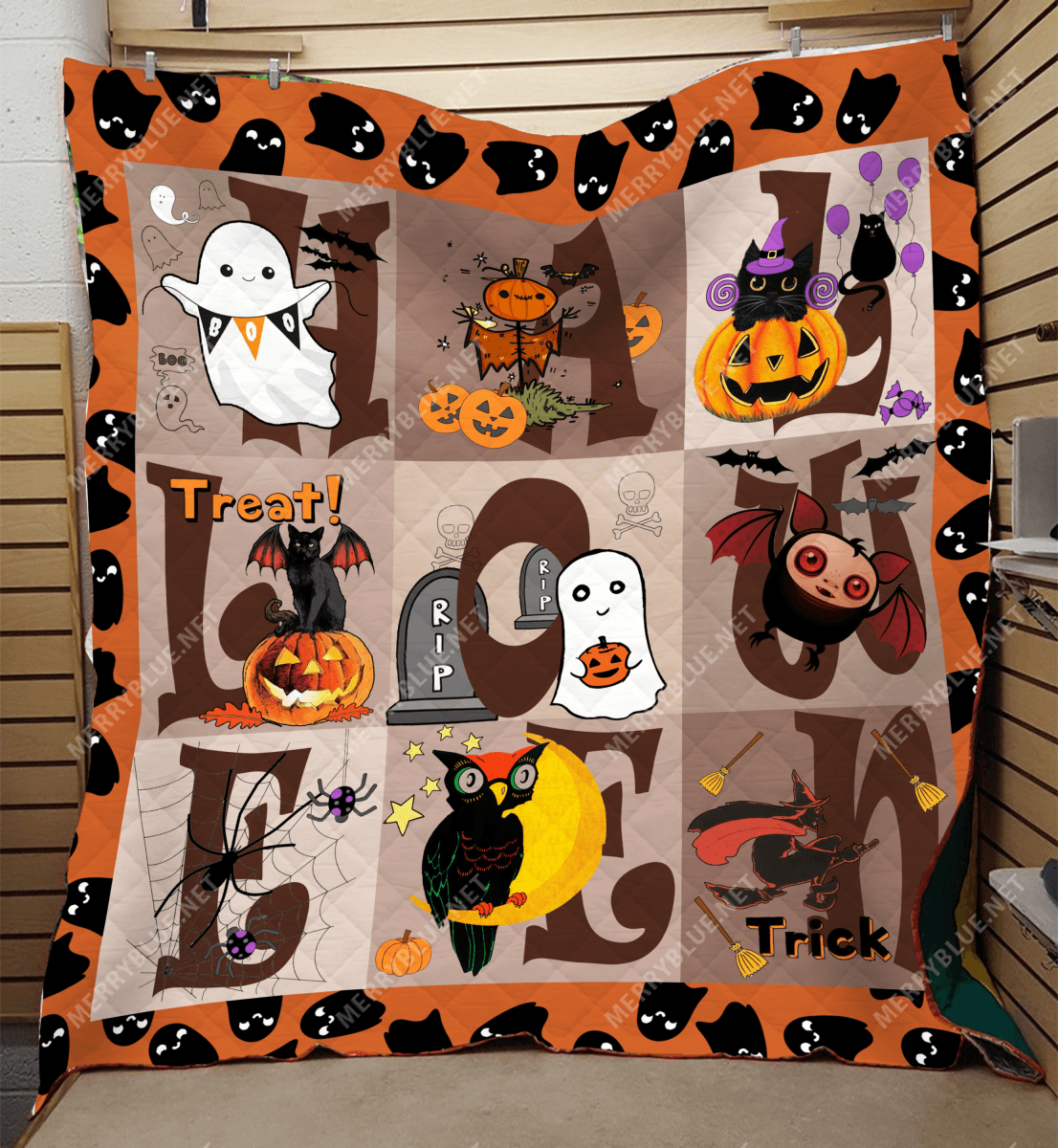 Adorable Halloween Creatures Sherpa Twin Queen King Quilt Blanket