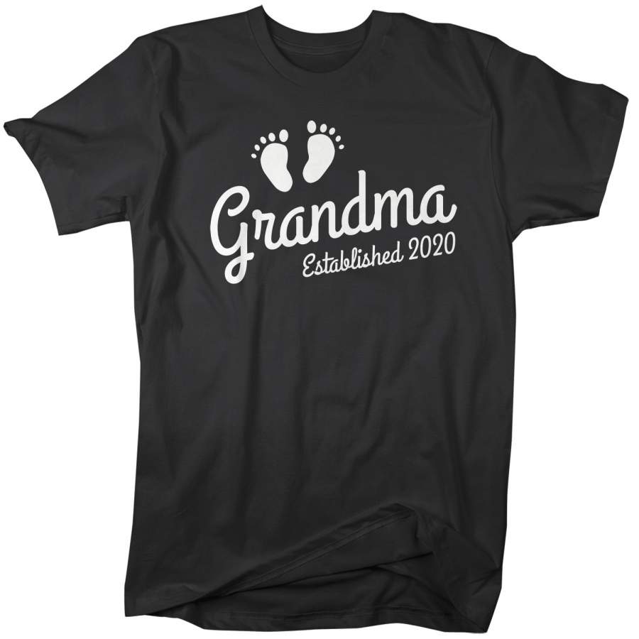 Men’s Grandma Established 2020 Baby Feet Shirt Promotion New Baby Reveal Cute Shirts