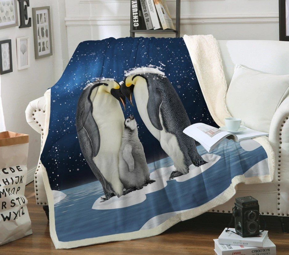 Penguin Cl140870Md Sherpa Fleece Blanket