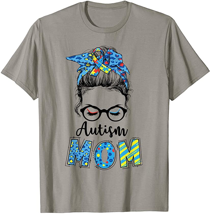 Autism Mom Shirt Womens Mom Leopard Ribbon Puzzle Pieces T-Shirt