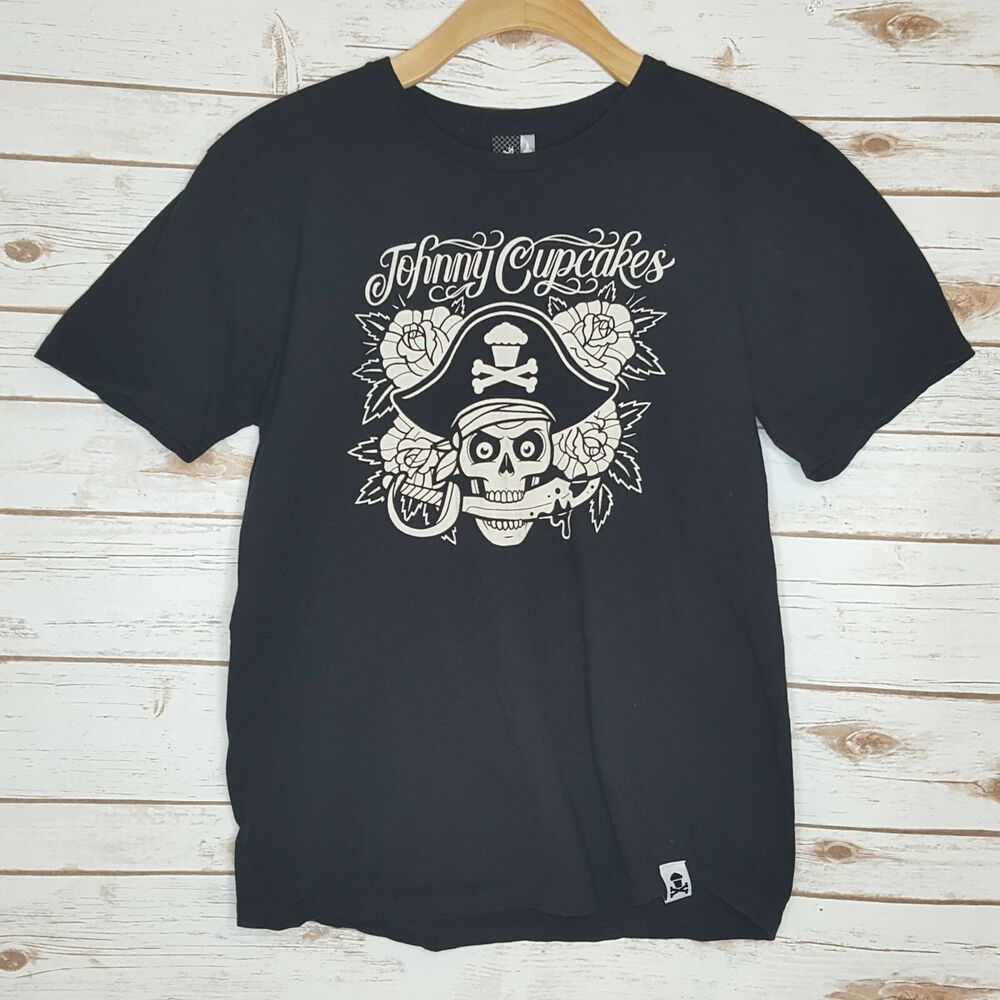 Johnny Cupcakes Black Skull Crossbones Shirt Roses Graphic Logo Shirt