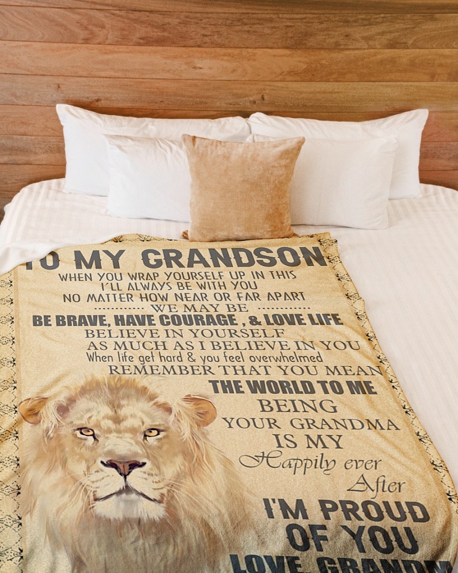 When U Wrap Yourself Up In This Lion To Grandson Fleece Blanket – Quilt Blanket | Gift For Grandchild