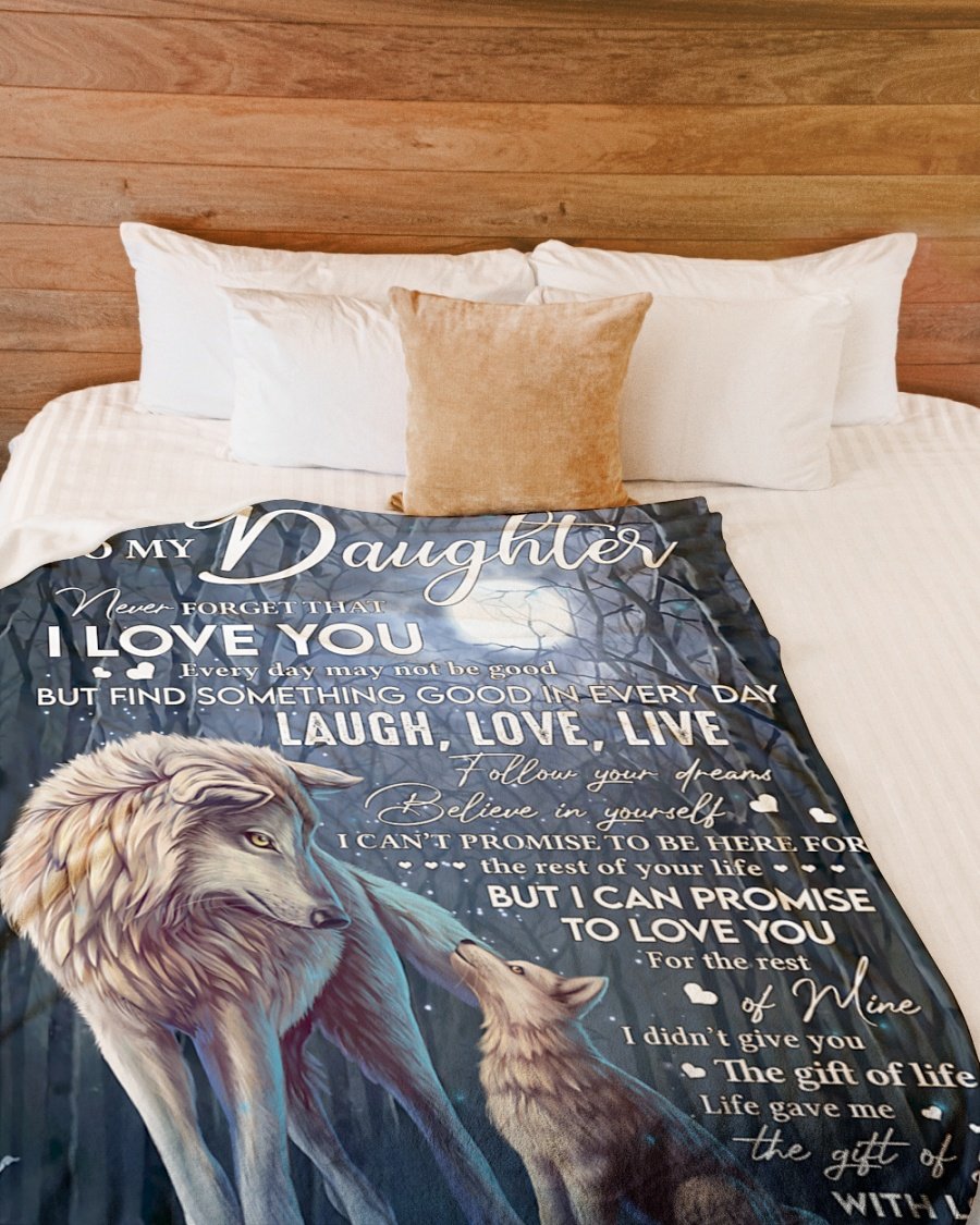 Wolf To My Daughter Laugh Love Live Fleece Blanket – Quilt Blanket, Gift From Mom To Daughter, Birthday Gift, Meaningful Gift, Home Decor Bedding Couch Sofa Soft And Comfy Cozy