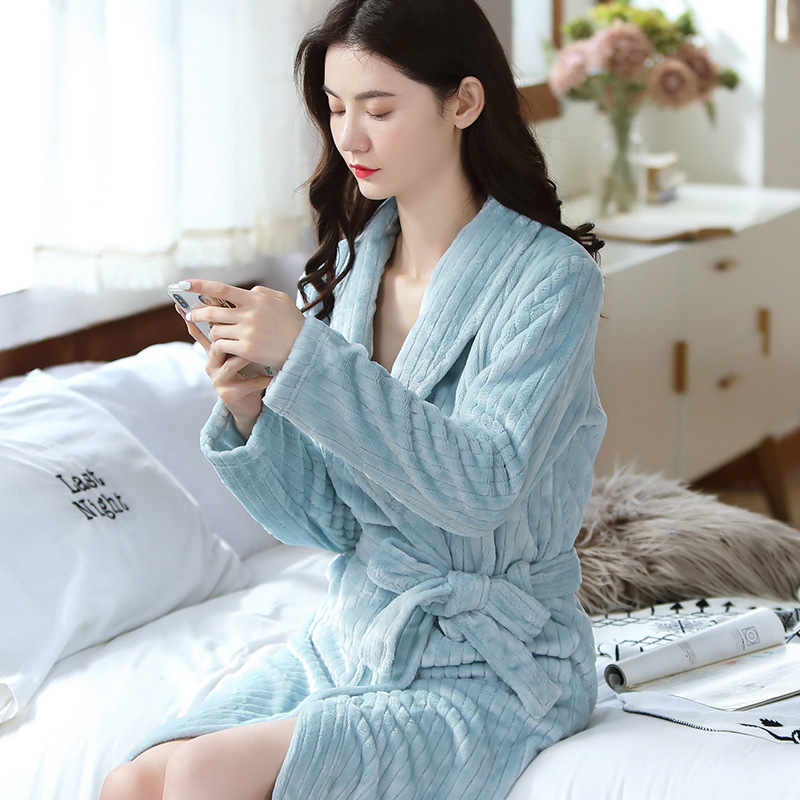 WIKISSPJS Flannel Nightgown Women’s Bathrobe Long Style Autumn Winter New Sleepwear Bath Bride Robe Furry Robe Wedding Charming alx