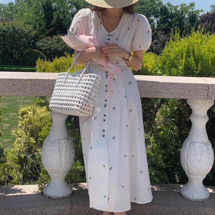 2022 New Women Summer Dresses V-Neck Fashionable Floral Embroidery Buttons High Waist Vintage Lady Oversized Long Dress DR9292 alx