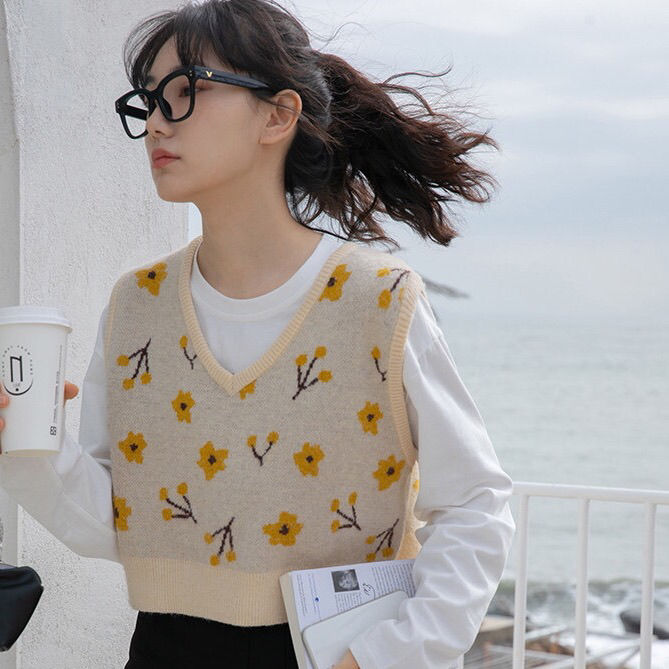 Women Sweater Vest Cropped Top Floral Sleeveless Sweaters Female Students Vintage Slim Soft Ulzzang High Quality Knitwear Sweet alx