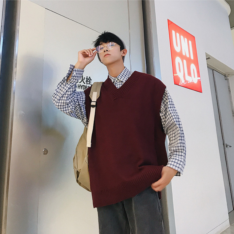 Sweater Vest Men Streetwear Handsome Casual All-match V-neck Designer Retro Unisex College Ulzzang Japanese Harajuku Knitting alx