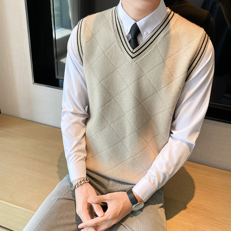 2022 New Autumn Pattern Men’s Sweater Vest Retro V-neck Sleeveless Knit Vest Woolen Korean Clothes Student Sweaters S-3XL alx