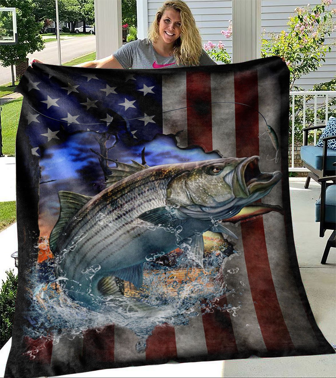 Striper Bassing Fishing Blanket – Fleece Blanket