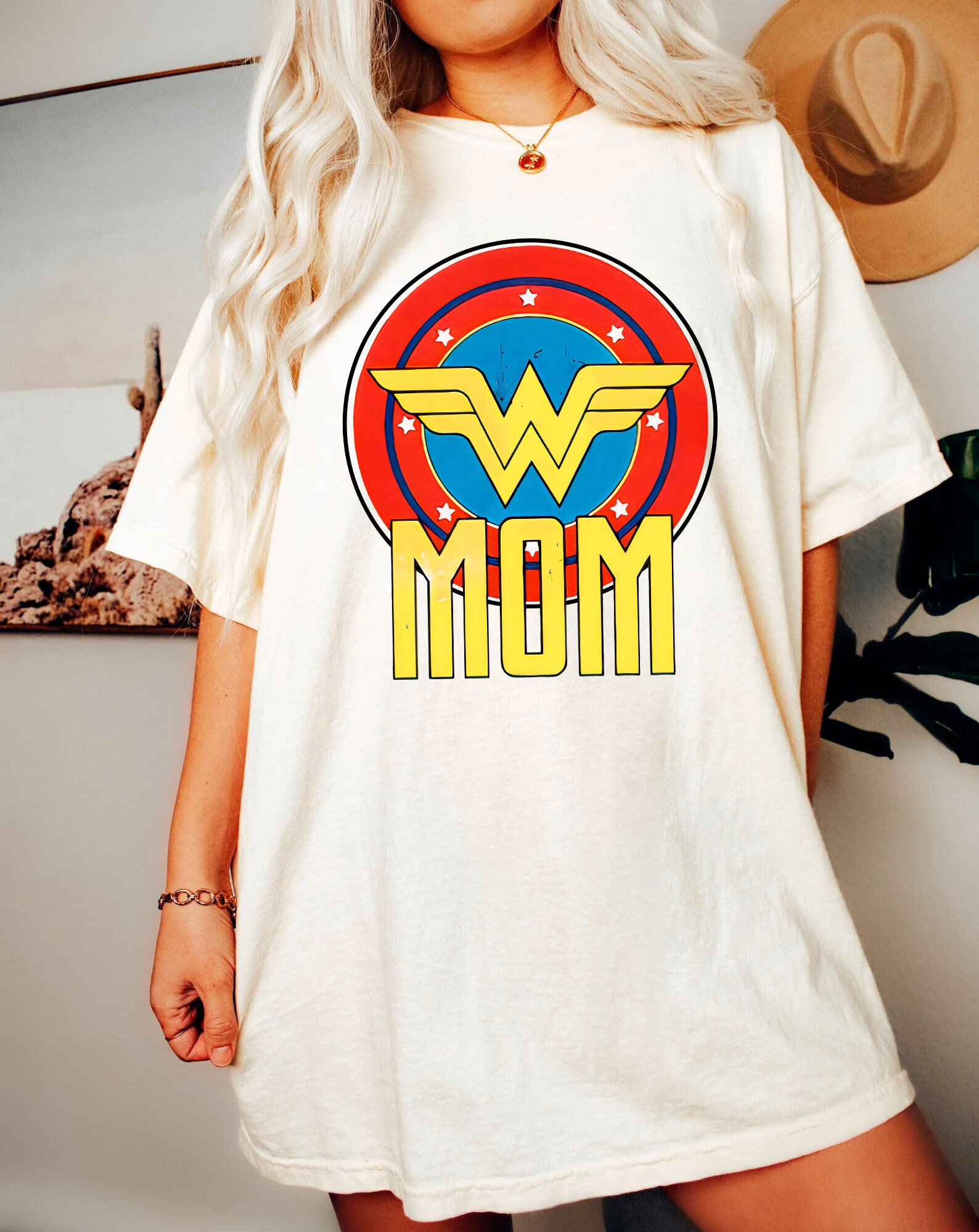 Super Mom Shirt-mom shirt,mom sweatshirt,mom gift,birthday gift for mom,gift for mom birthday,super mom gift,super mom sweatshirt,mom tshirt