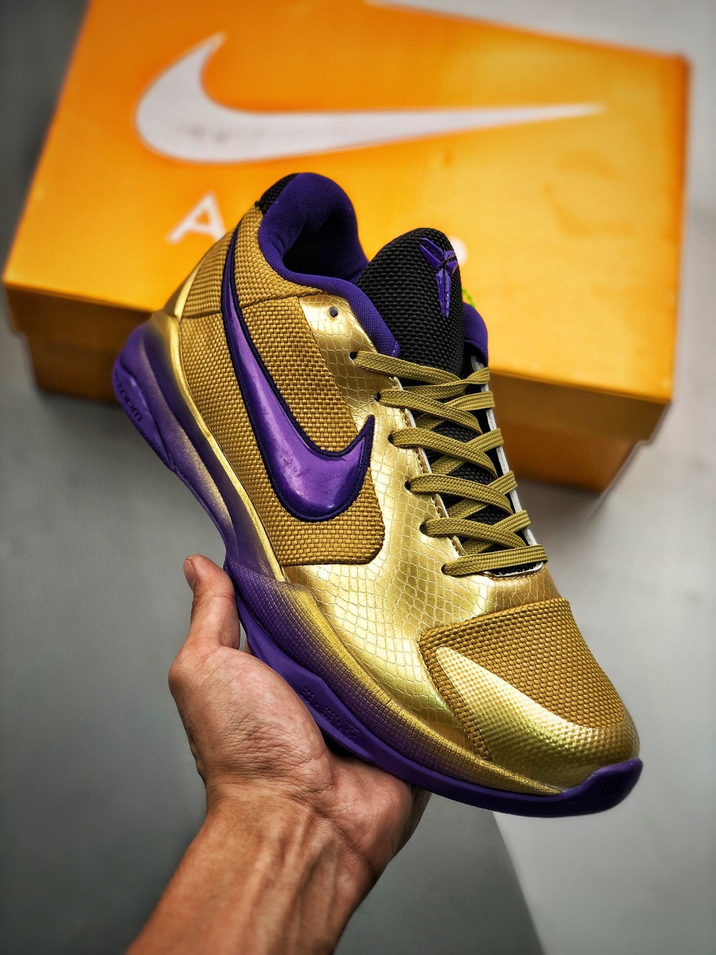 Undefeated x Nike Kobe 5 Protro Hall of Fame Metallic GoldField Purple-Multi-Color 5338384