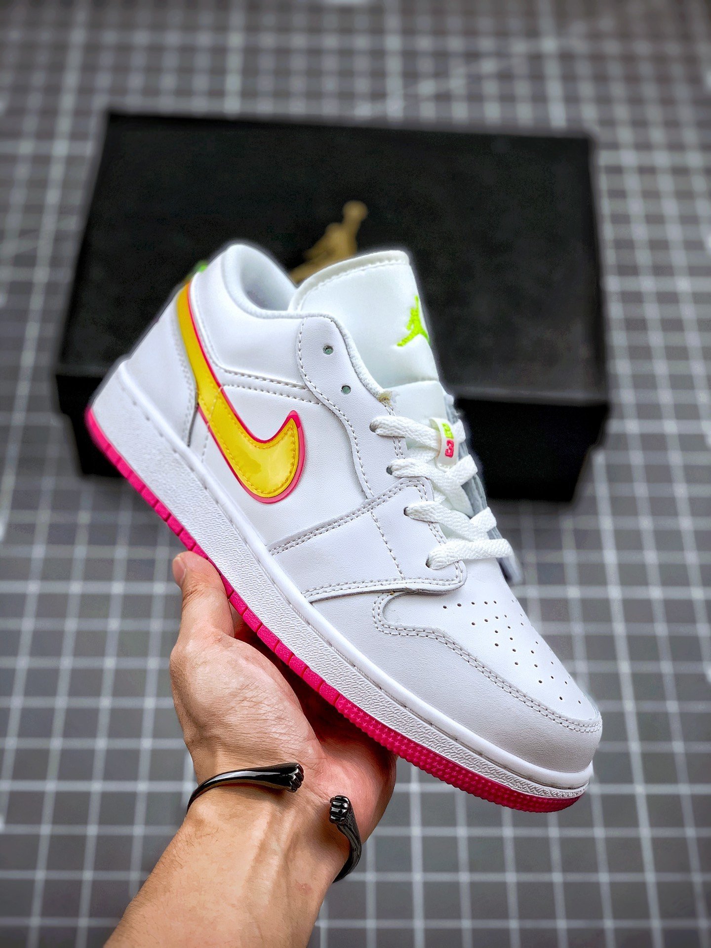 JD 1 Low GS White Yellow Pink CV4610-100 5341941