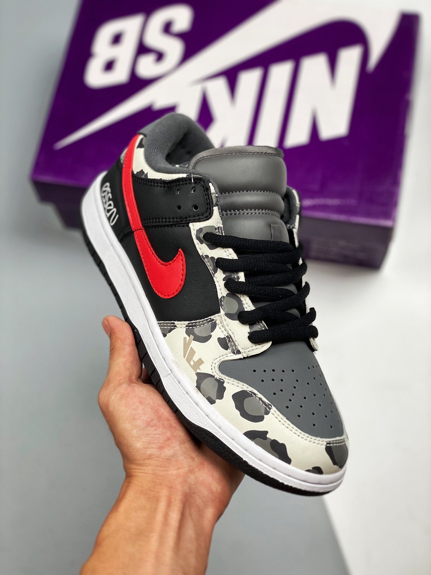 Nike SB Dunk Low ‘Camo’ Black Grey Red White 5339136