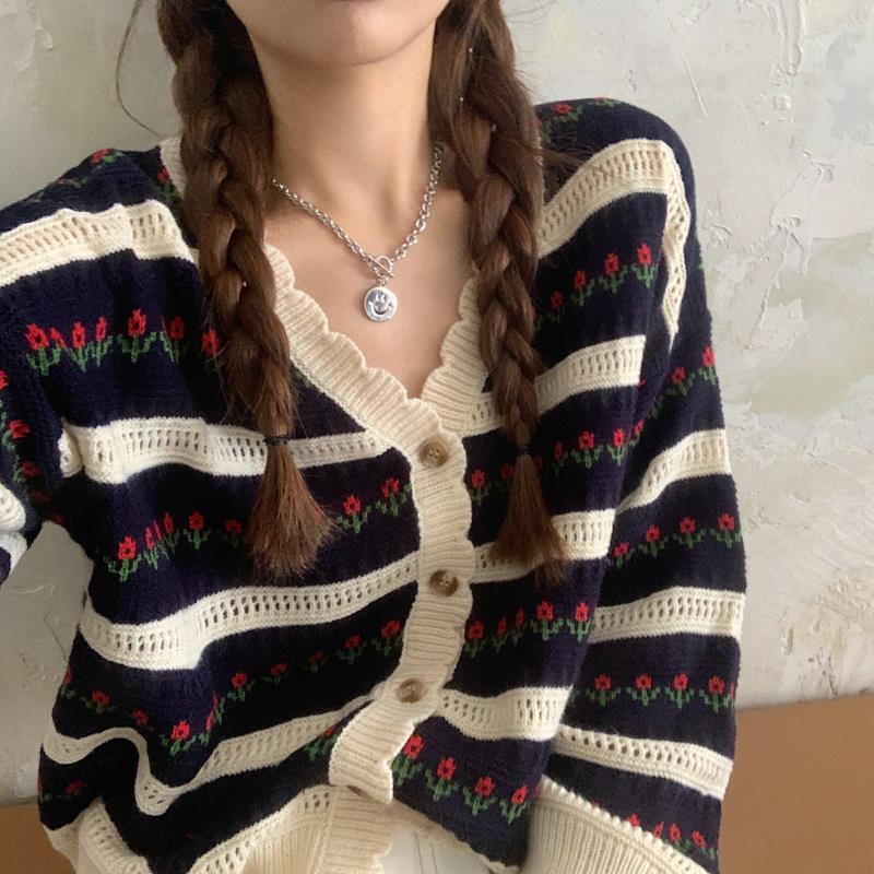 Striped long sleeve cardigan short sweet v-neck autumn student Korean Fashion loose design feeling niche ins sweater alx