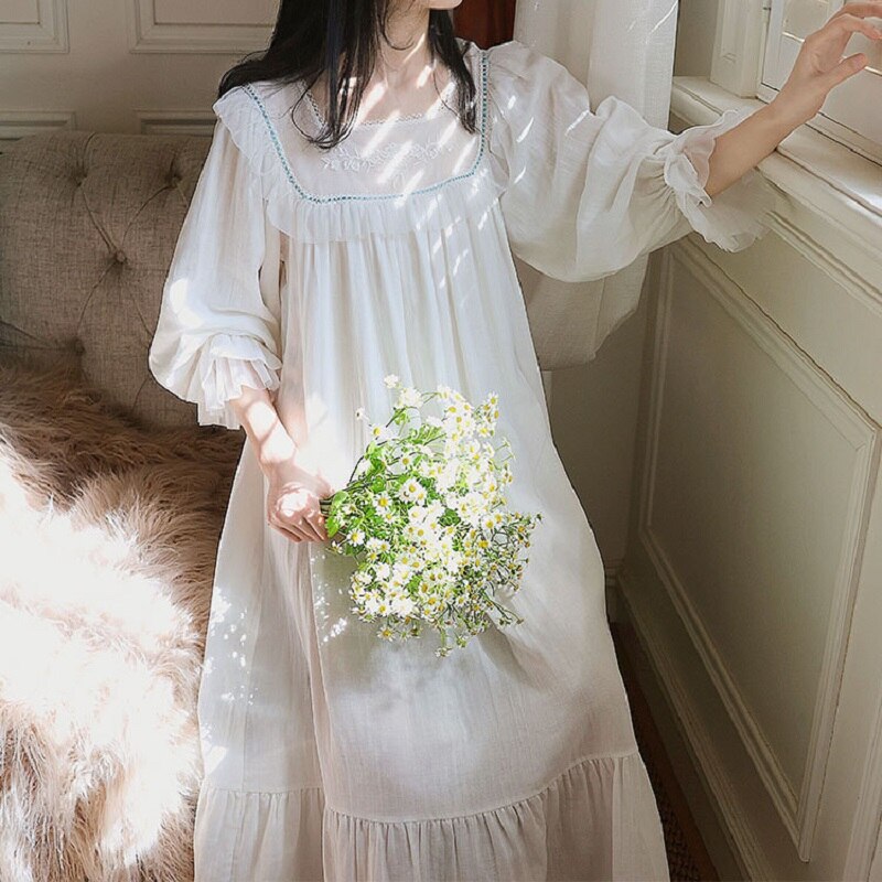 Vintage White Cotton Women’s Long Nightgowns Long Sleeve Loose Sleepwear Elegant Female Night Dress Home Wear alx