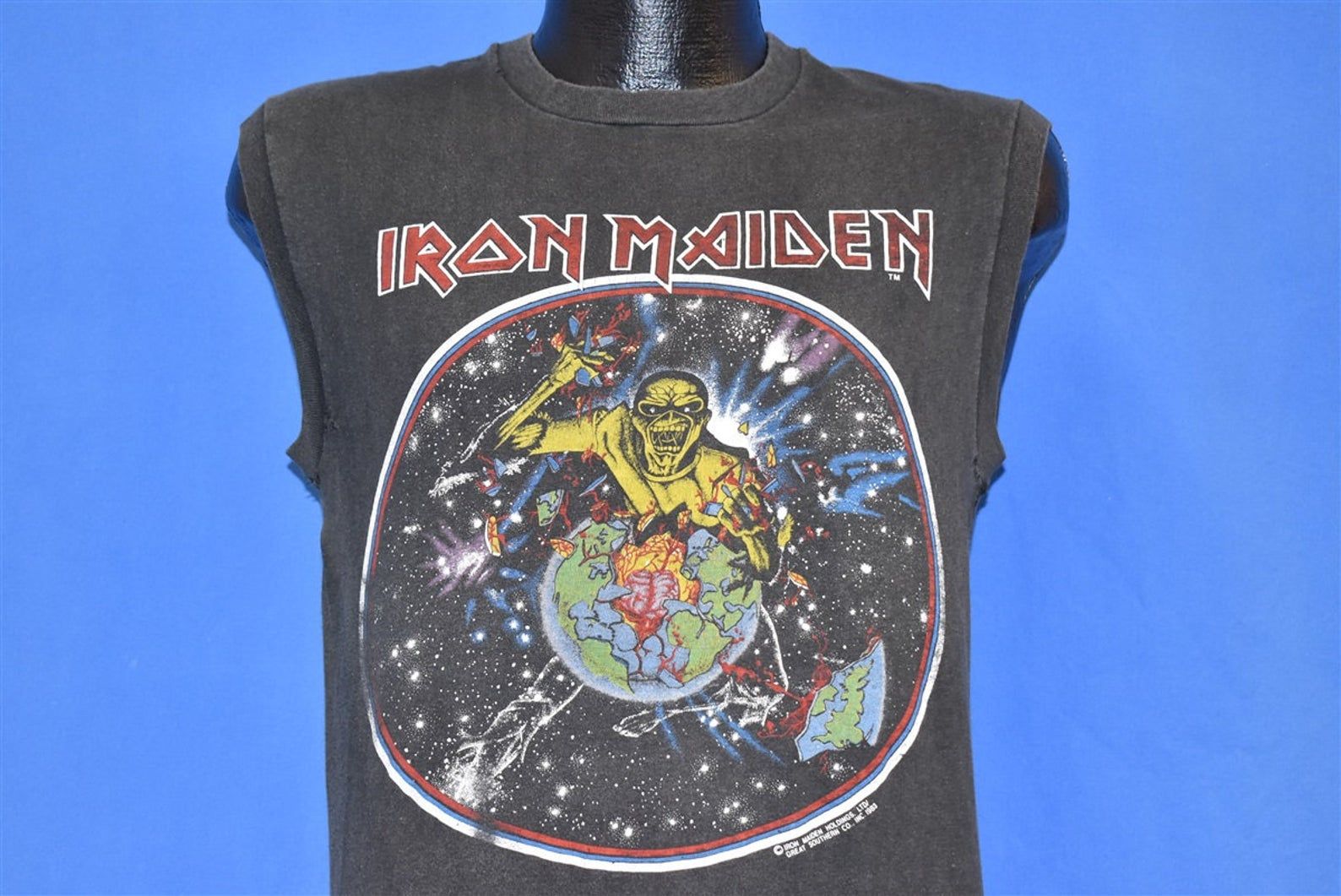 80S Iron Maiden World Piece Tour ’83 Beast On Run Muscle Tee T-Shirt