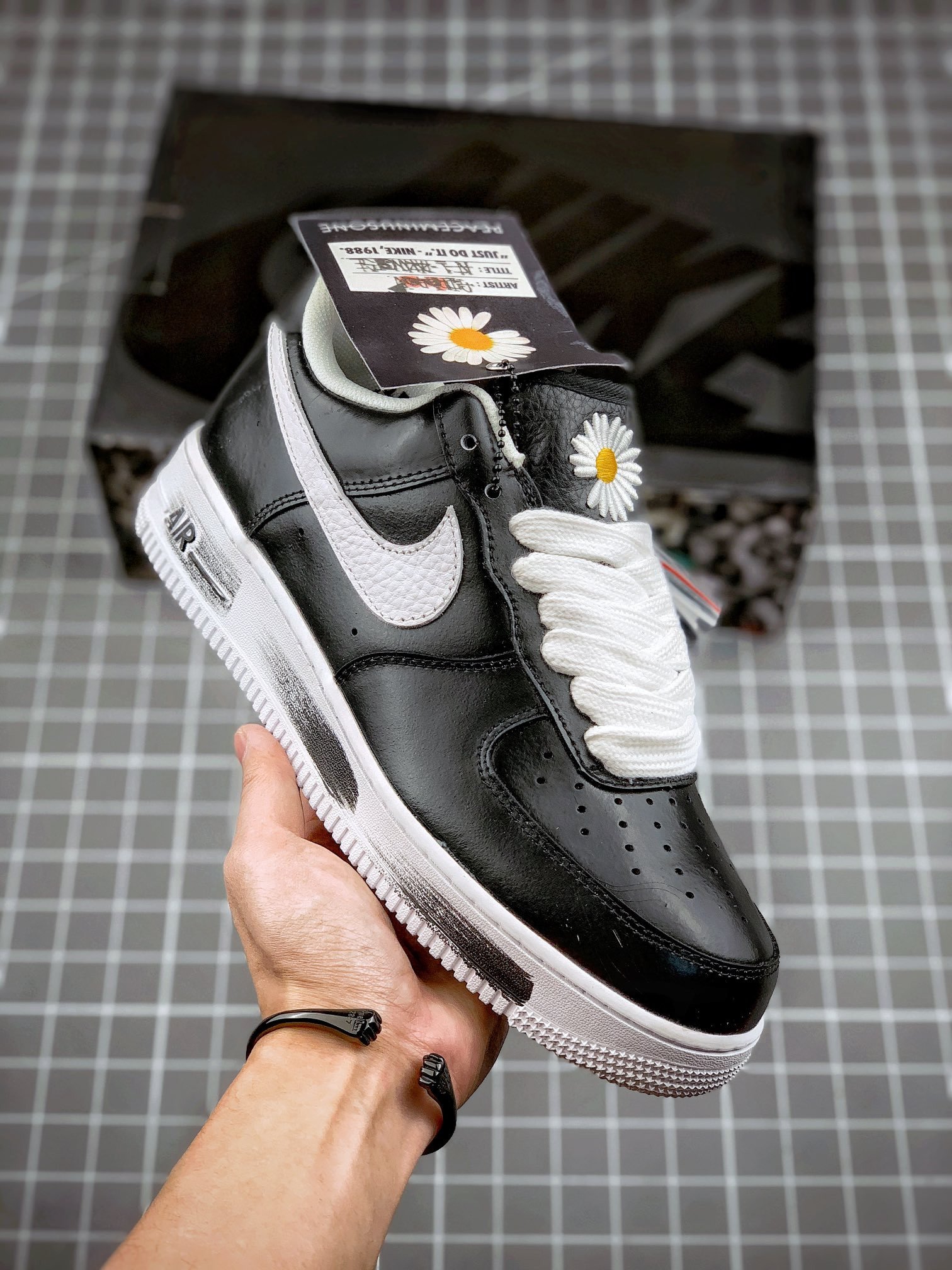 PEACEMINUSONE x Nike Air Force 1 Black White 5338917