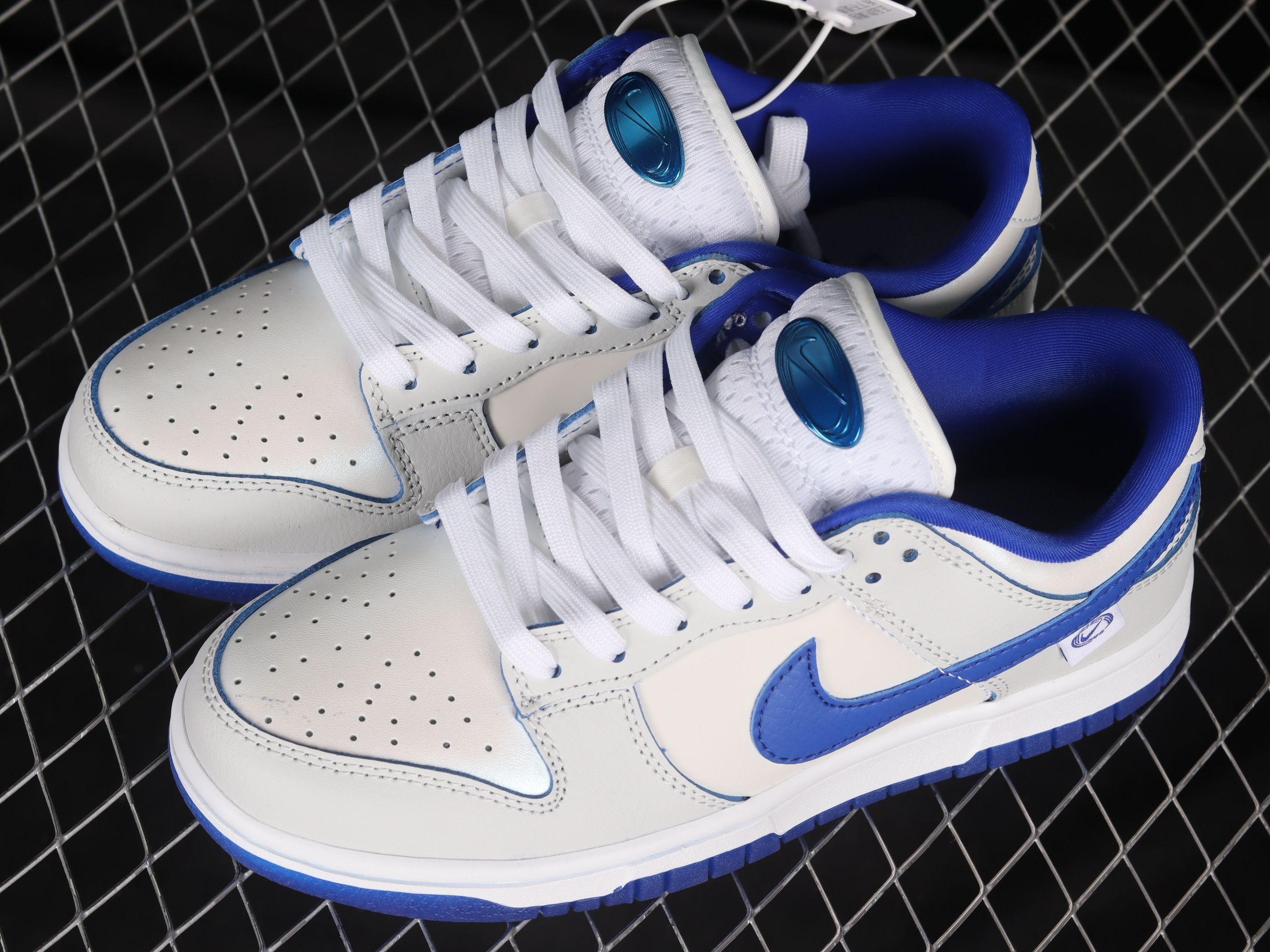 Nike Dunk Low Worldwide White Blue Shoes Sneakers SNK122844776