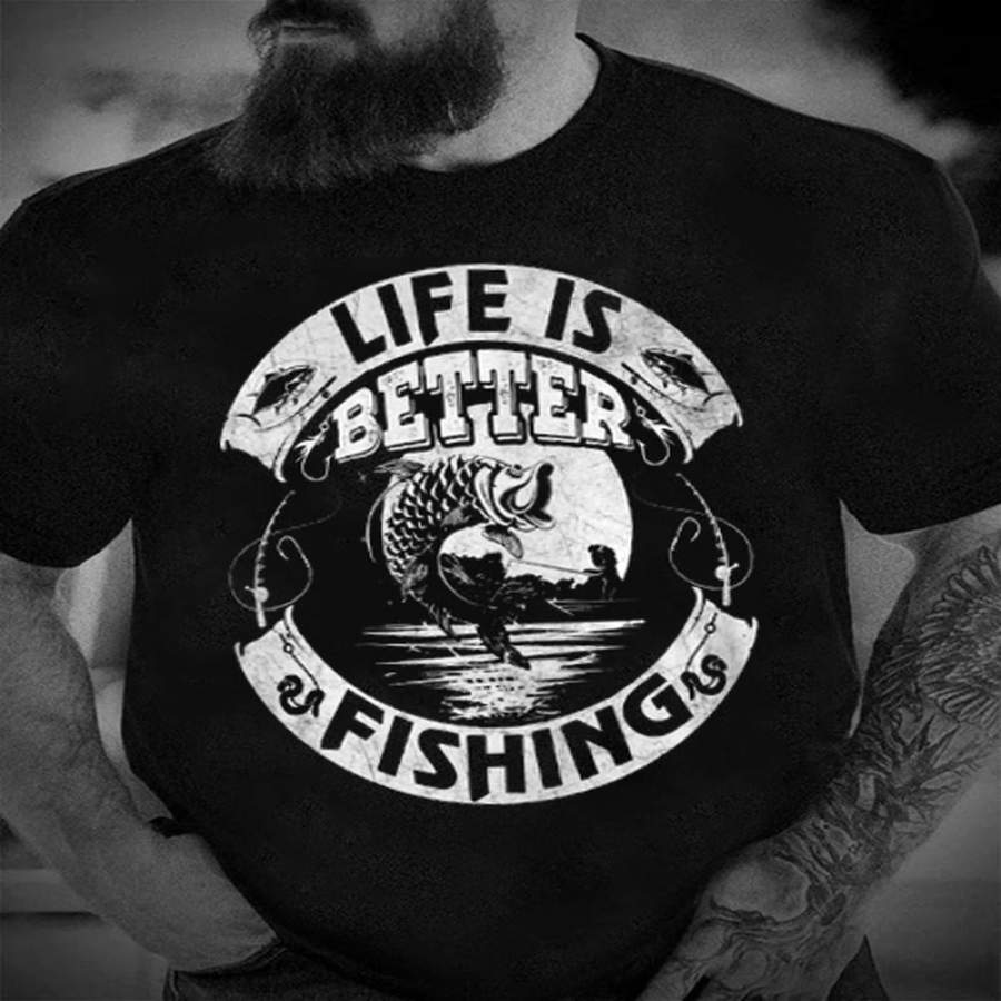 Vintage Life Is Fishing Retired Men’S T Shirt