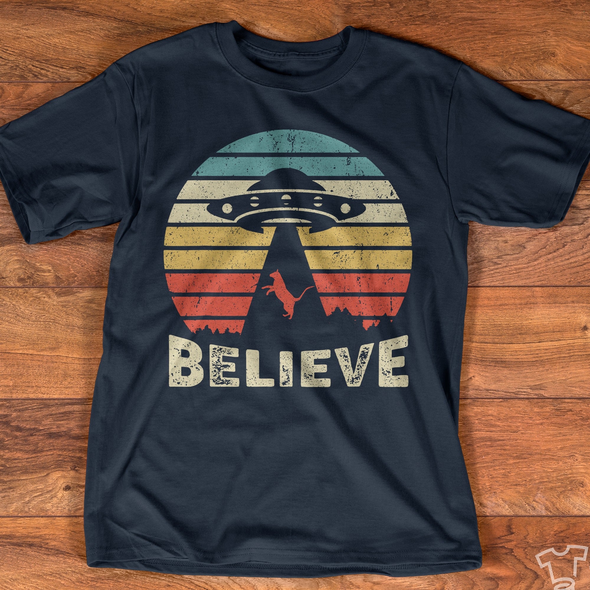 Ufo Catch Cat Believe Standard Men T-shirt