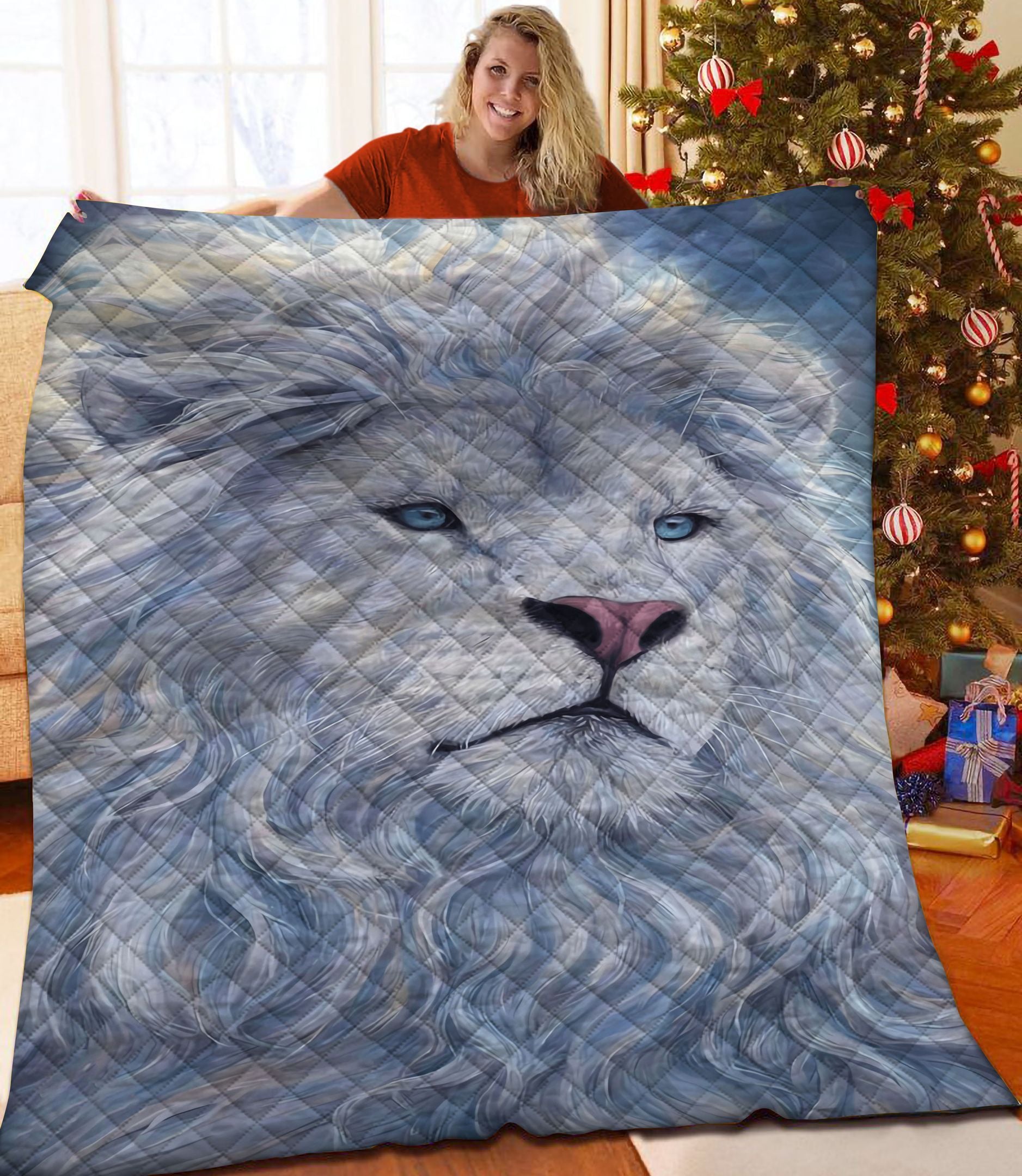 White Lion Blue Eyes  Quilt Blanket