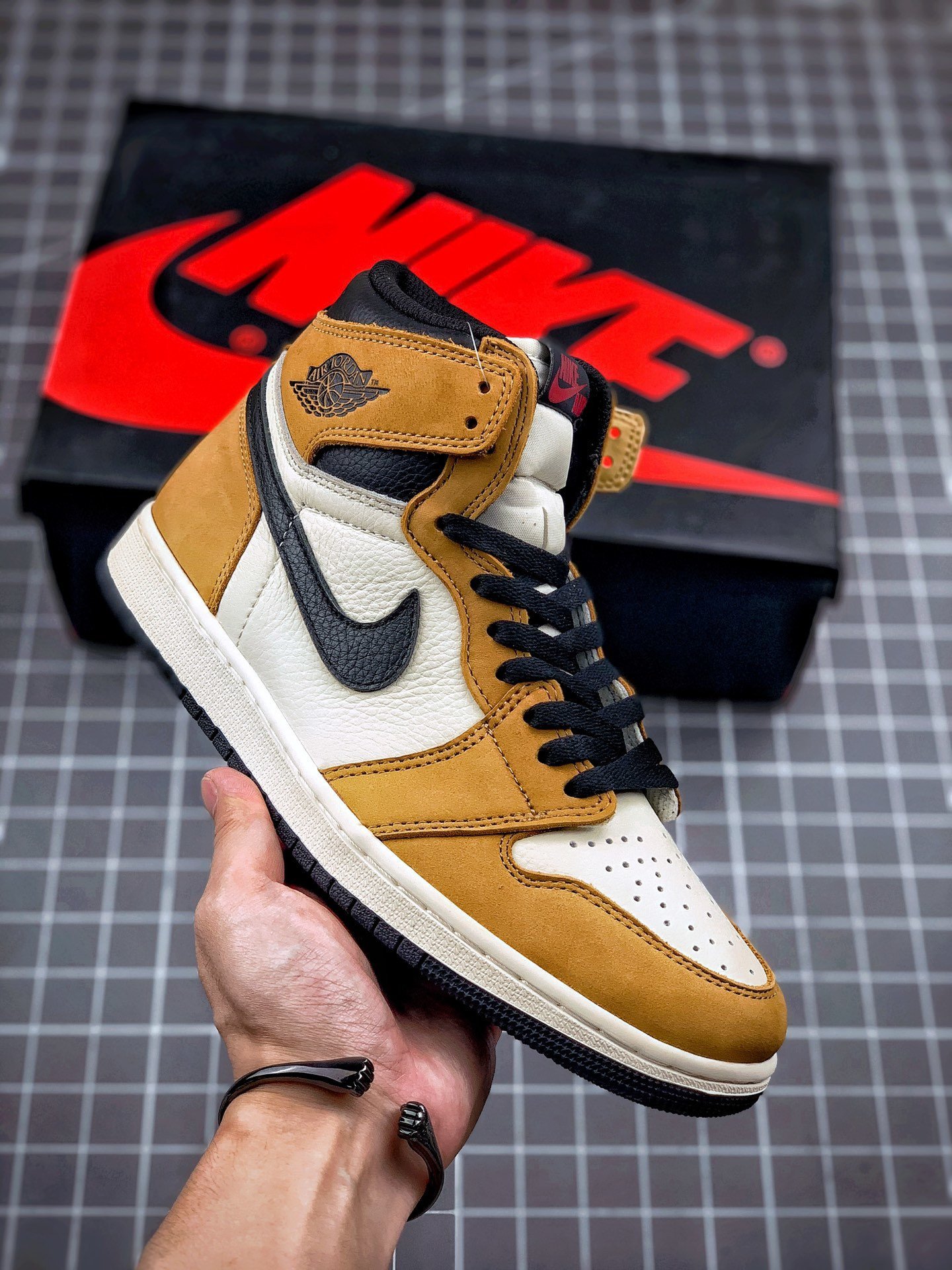 JD 1 Retro High OG Rookie of the Year 555088-700 5341510