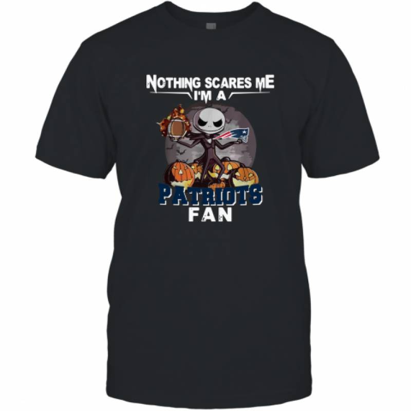 Jack Skellington nothing scares me I’m a New England Patriots fan shirt T-Shirt