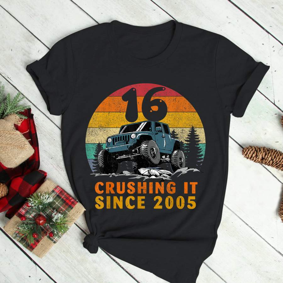 16 Crushing It Since 2005 Retro Monster Truck 16th Birthday T-Shirt