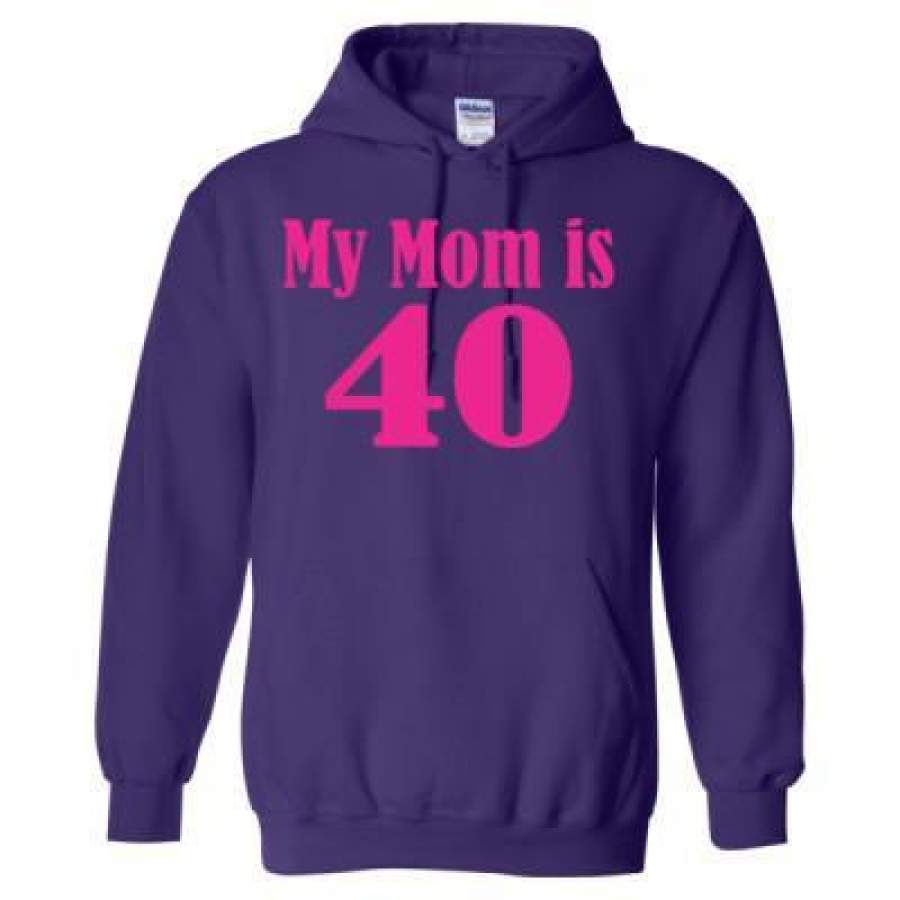 AGR My Mom Is 40 – Heavy Blend™ Hooded Sweatshirt