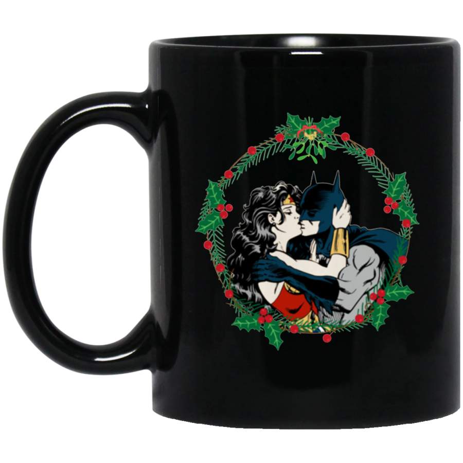 Batman & Wonder Woman Kiss Christmas Mug 11 oz 15 oz Black Mug