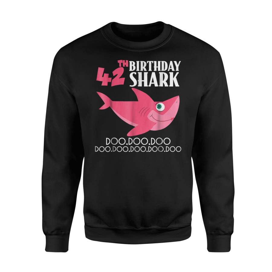 42th Birthday Shark Doo Doo 1976 Mommy Shark For Women Sweatshirt