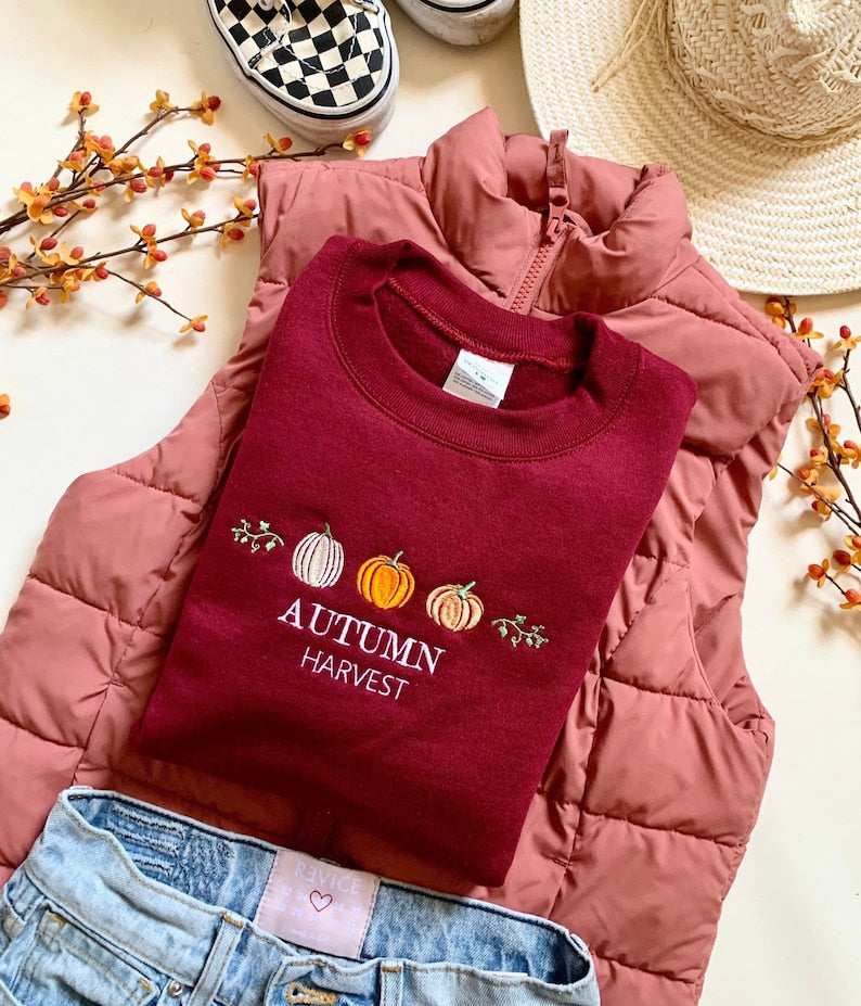 Embroidered Vintage Style Autumn Halloween Crewneck Sweatshirt All Over Print Sweatshirt For Women Sweatshirt For Men Sws2544