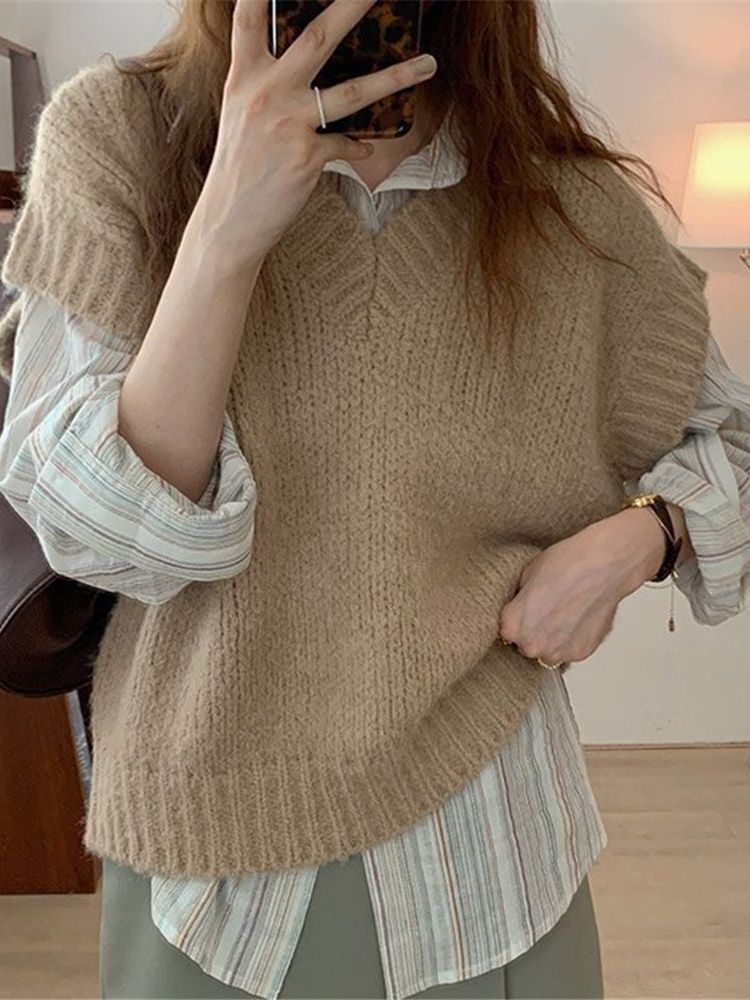 2022 Sweater Vest Woman Fashion Pure V-neck Simple Casual All-match Autumn Korean Style Elegant Retro Knitwear Ladies Soft Loose alx