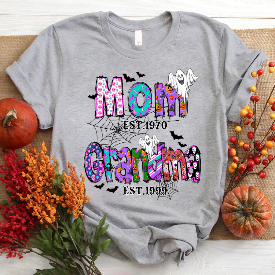 Halloween Boo Mom Est Grandma Est T-Shirt