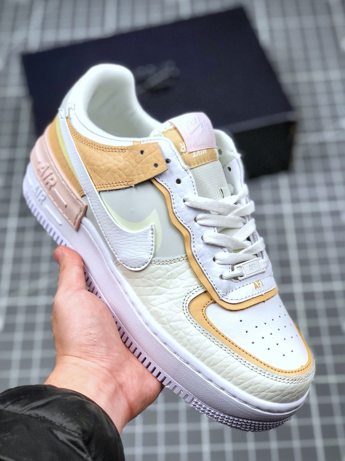 Nike Air Force 1 Shadow in Spruce AuraSail 5340038