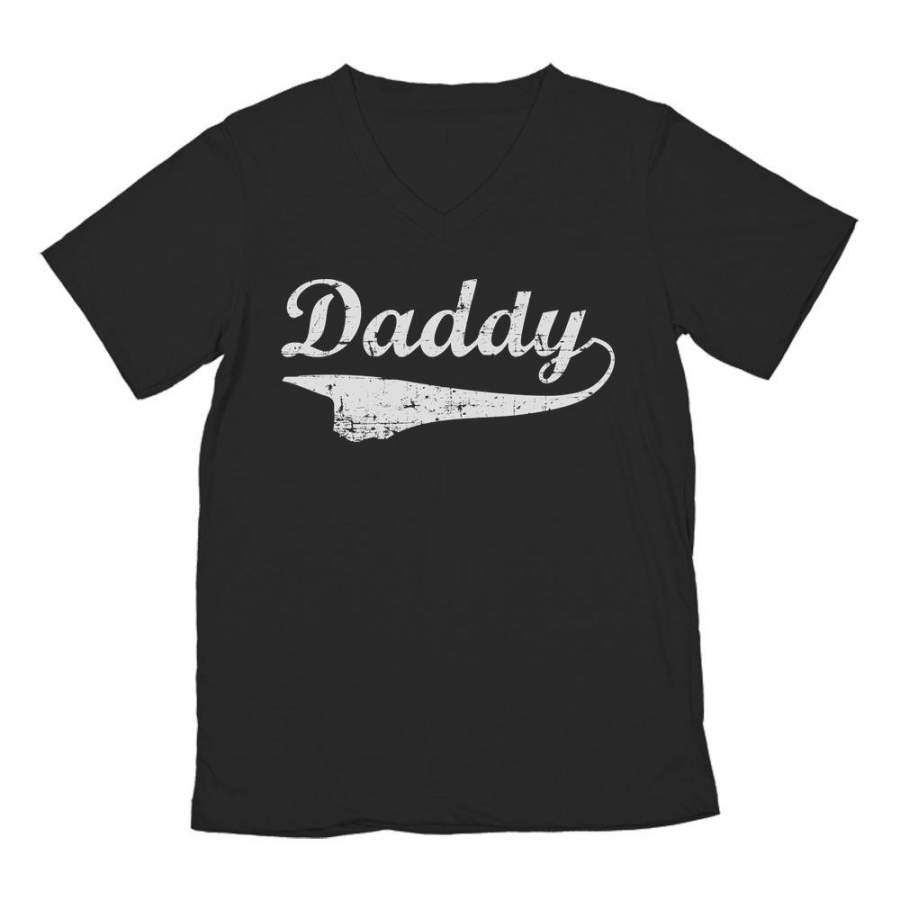 Father’s Day Gift – Daddy Distressed Vintage Style V-Neck T-Shirt