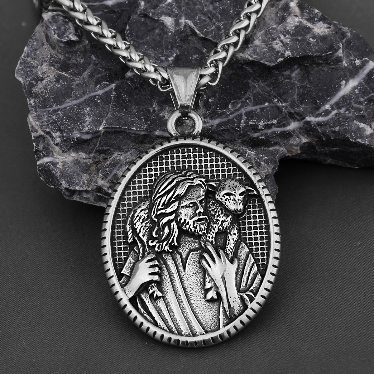 Stainless Steel Vintage Jesus Shepherd Necklace Men’s Fashion Wild Religious Biekr Pendant Christian Creative Jewelry Wholesale alx