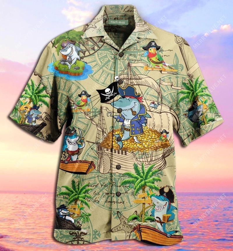 Amazing Pirate Shark For Men And Women Graphic Print Short Sleeve Hawaii Casual Shirt Ha628