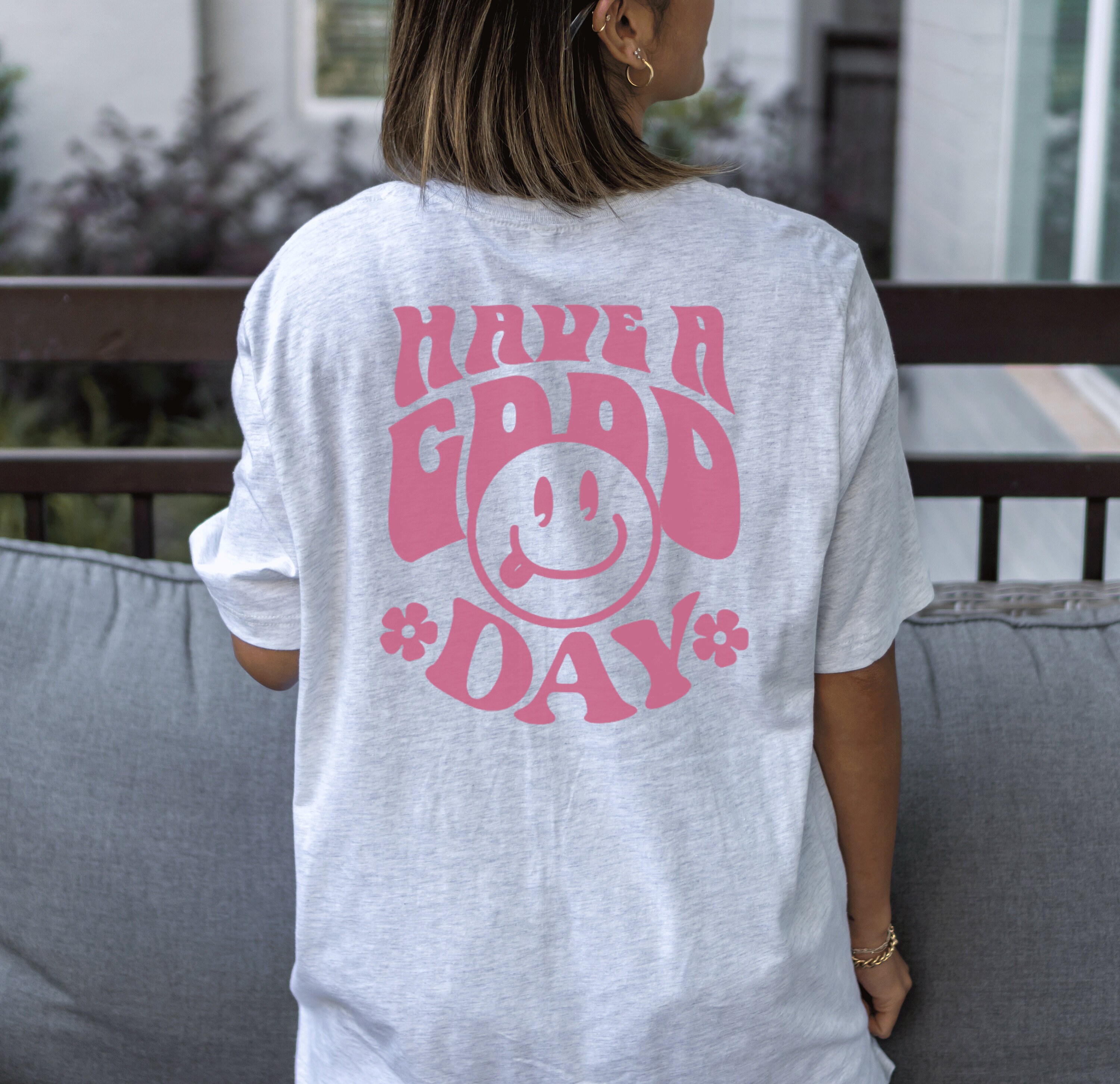 Have a Good Day Graphic Tshirt, Retro Smile Face,Happy Face TSHIRT, Words on Back Trendy Shirt, Preppy T-shirt Aesthetic VSCO Tshirt