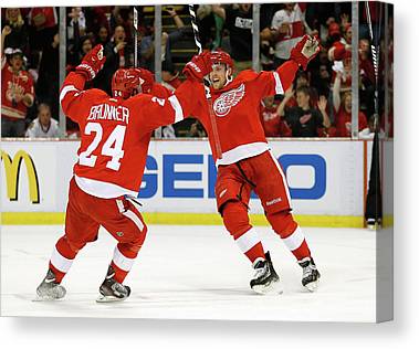 Chicago Blackhawks V Detroit Red Wings Gregory Shamus Canvas Print