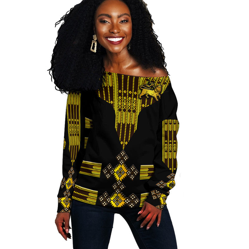 (Custom Personalised) Ethiopia Women Off Shoulder Sweater Ethiopian Lion Of Judah Tibeb Vibes – Black Lt8