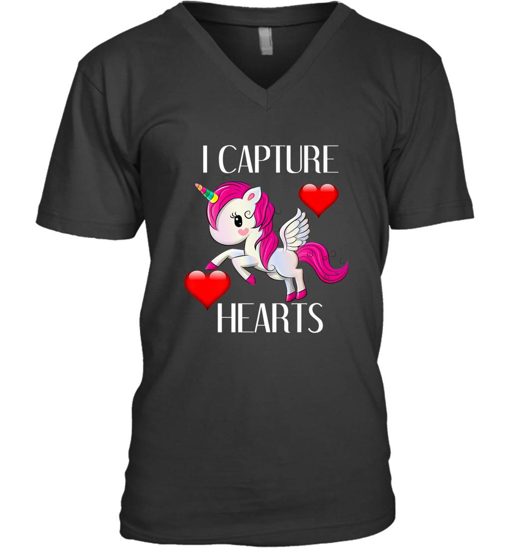 Girls Valentine’s Day Unicorn I Capture Hearts Kids Gift Men’s V-Neck