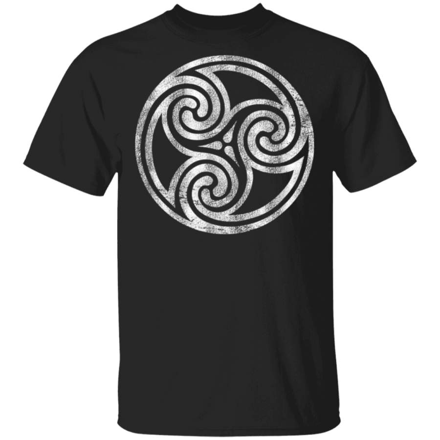 Irish Celtic Knot Vintage Ireland Spiral Triskele Newgrange  T-Shirt