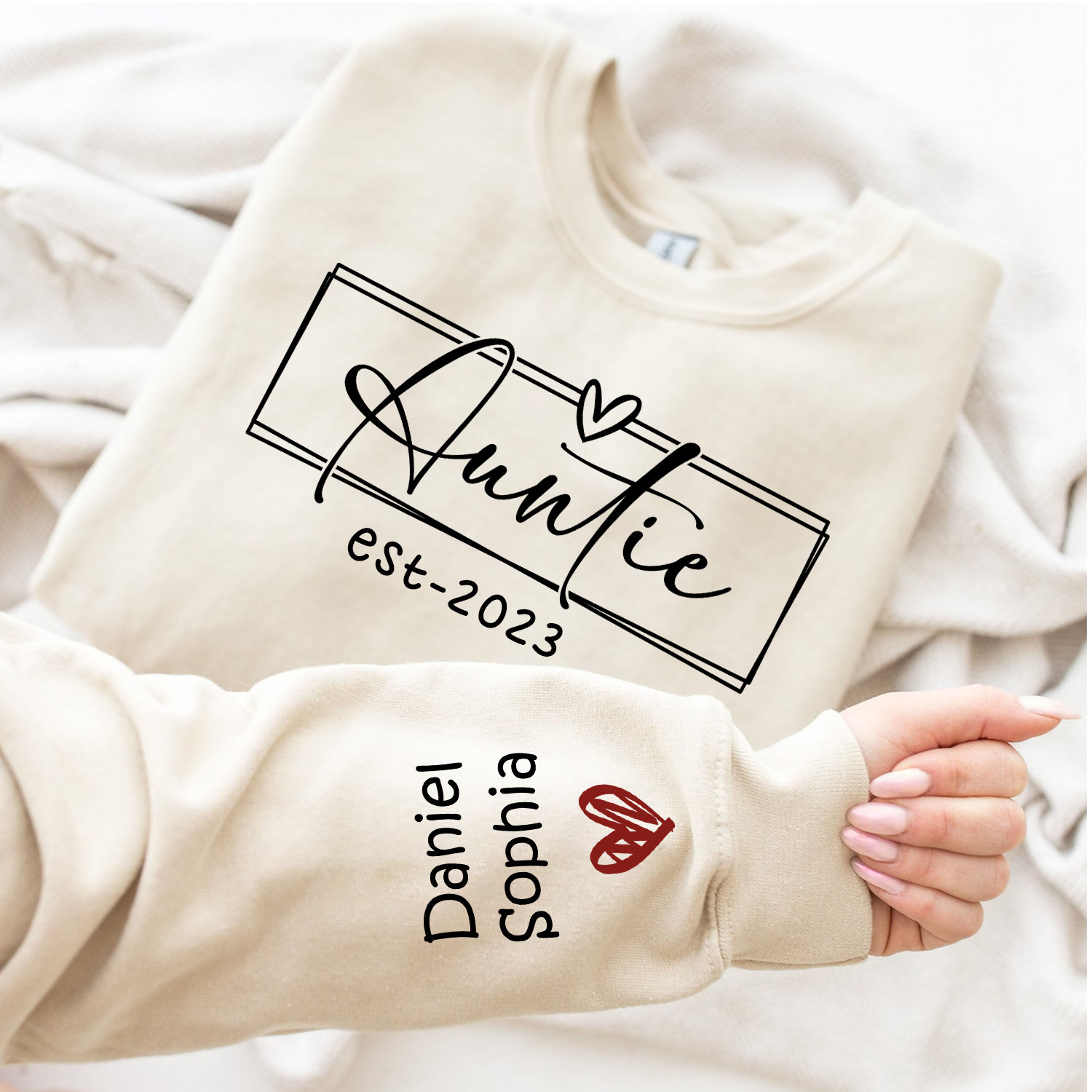 Christmas Auntie Sweatshirt, Auntie Kids on Sleeve, Personalized Auntie Sweatshirt, Christmas Gift for Auntie, Auntie Gifts, Auntie To Be