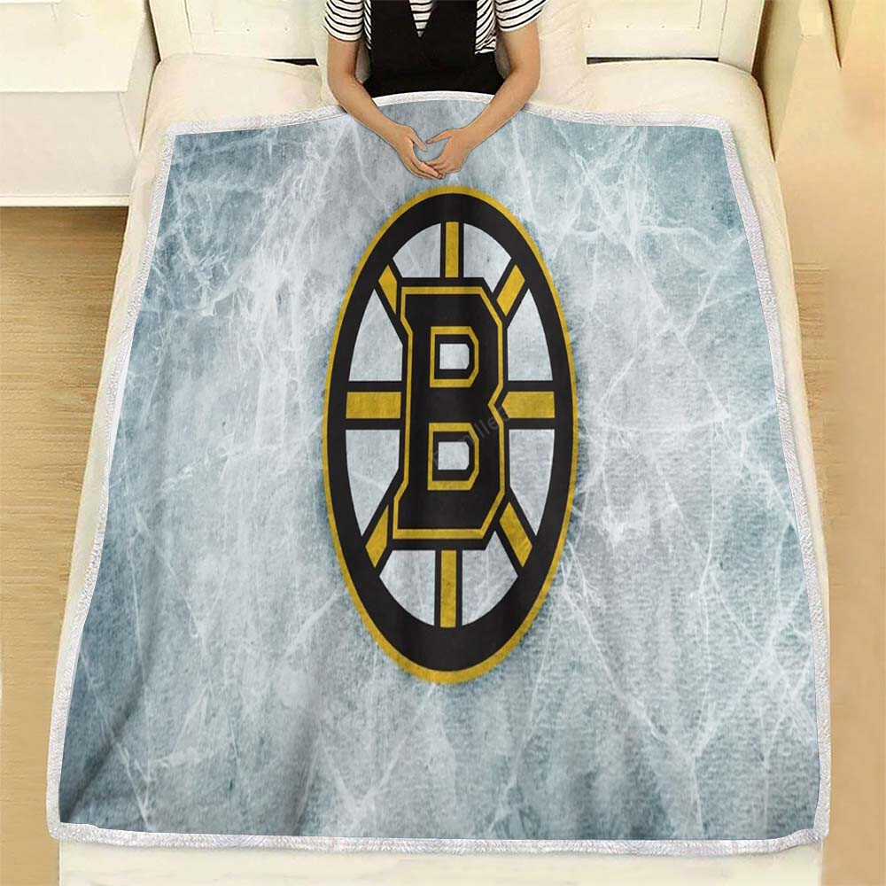 Boston Bruins Fleece Blanket – Background White Soft Blanket, Warm Blanket