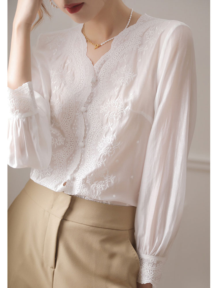 Vintage Embroidered Women Blouse Fashion Early Autumn V Neck Long Sleeve Tops Women Shirt Female Loose Sweet Lace Blouse 18016 alx