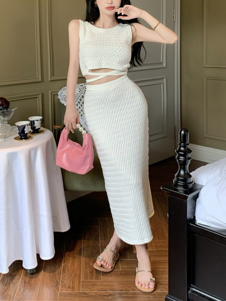 Summer New Elegant White Knitted Sweater Two Piece Skirt Sets Women Sexy Sleeveless Bandage Vest Crop Top &Bodycon Skirt Suits alx