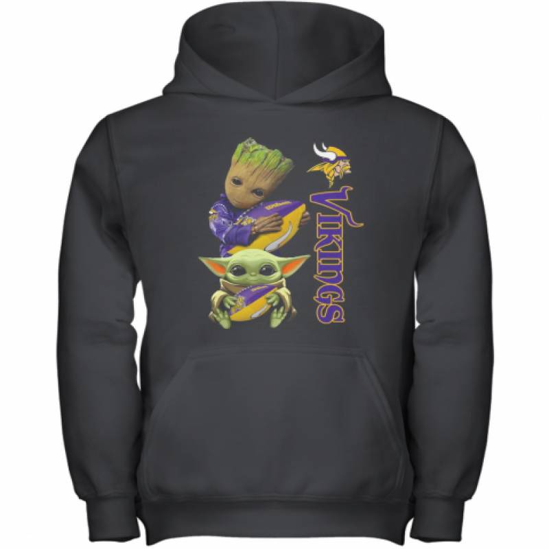 Baby Groot And Yoda Hug Minnesota Vikings Youth Hoodie