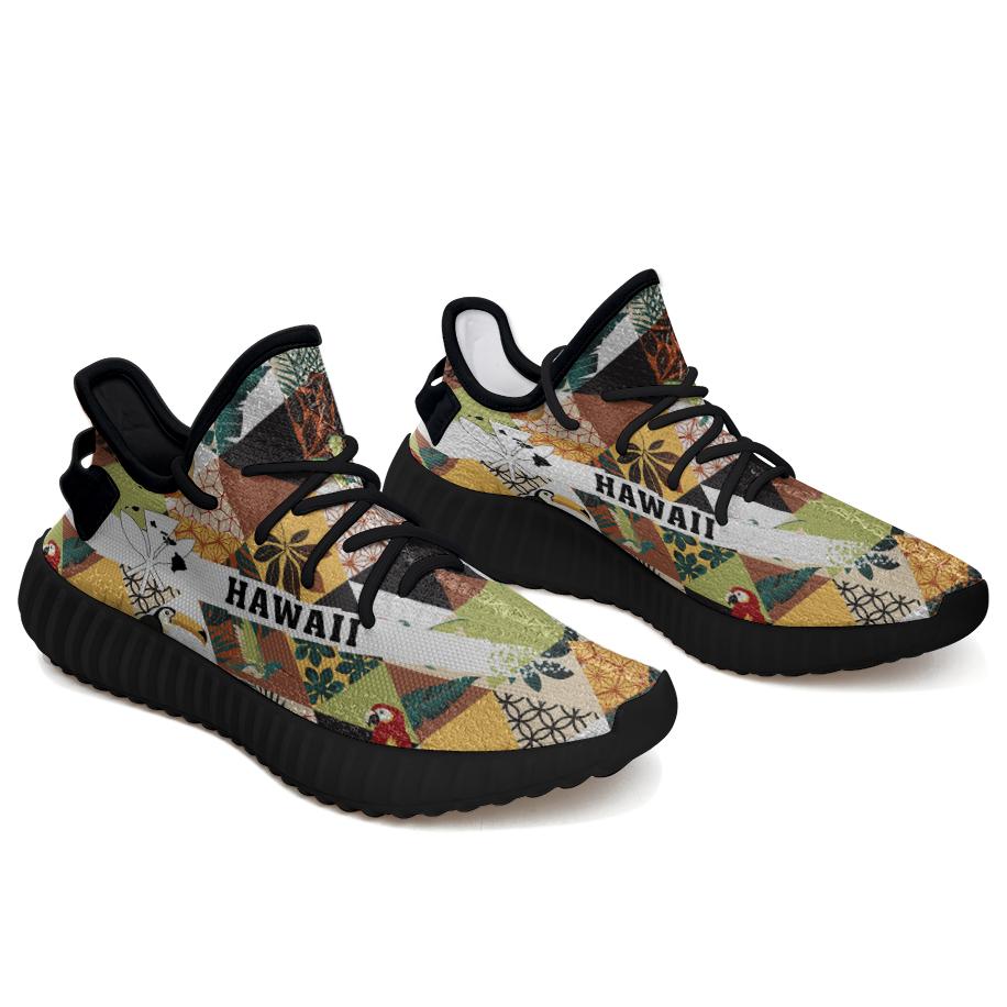 Hawaiian Sneakers YZ Tropical Jungle Parrots And Flamingos Pattern