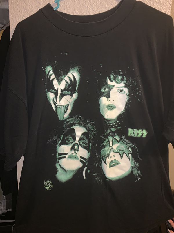 Vintage Kiss Glow In The Dark Shirt X Shirt